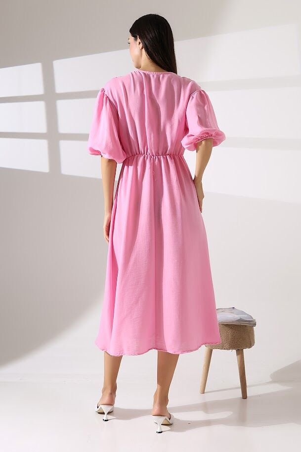 pembe elbise