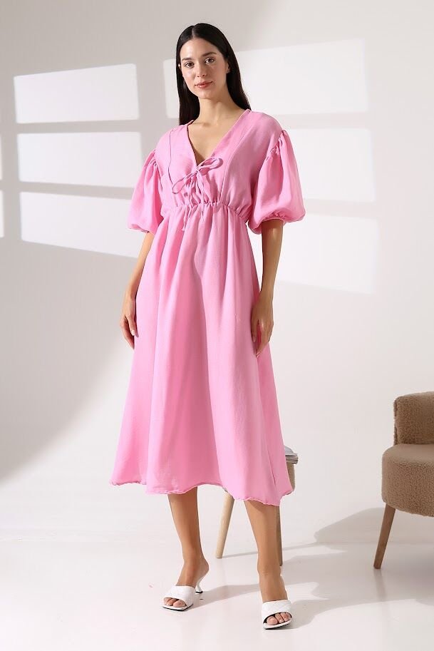 pembe elbise